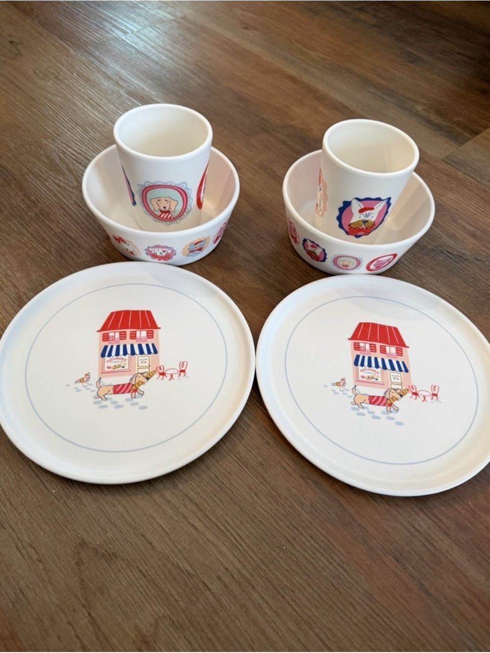 Target Pillowfort kids Dinnerware Set with Persian dog Bakery theme